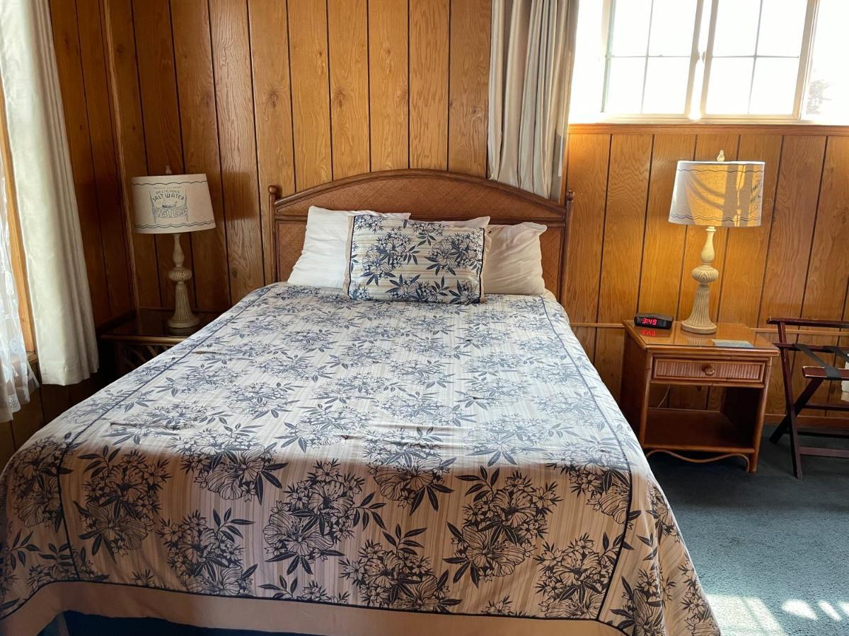 Edgewater Beach Inn & Suites Санта-Крус Экстерьер фото