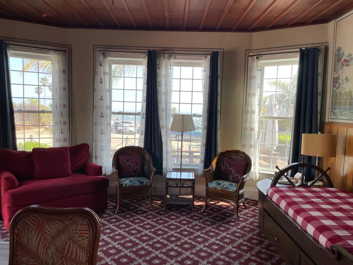 Edgewater Beach Inn & Suites Санта-Крус Экстерьер фото