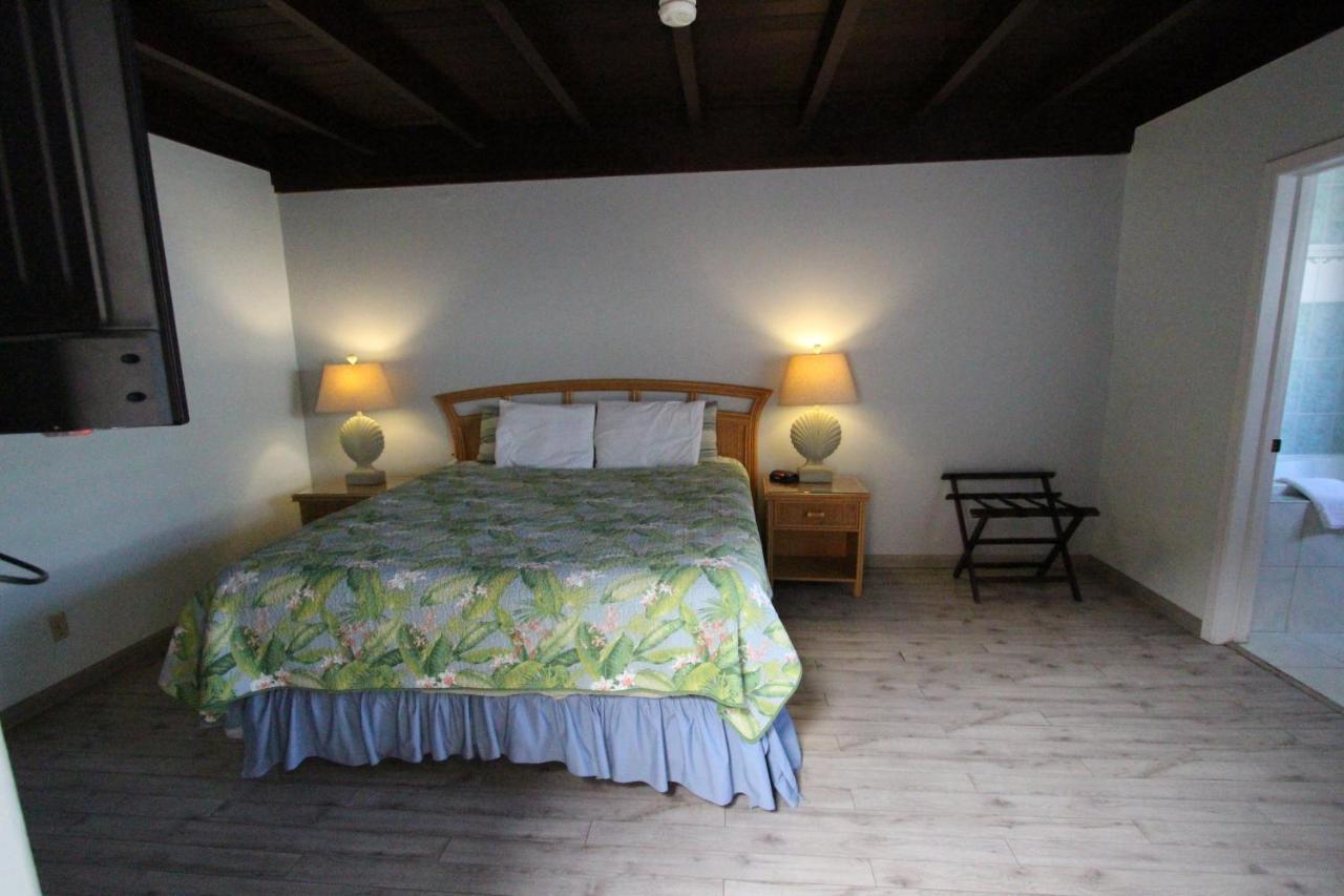 Edgewater Beach Inn & Suites Санта-Крус Экстерьер фото